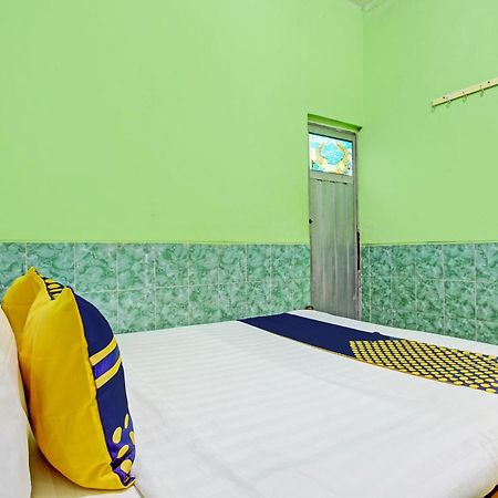 Spot On 93029 Pondok Wisata Sabar Menanti 2 Бантул Экстерьер фото